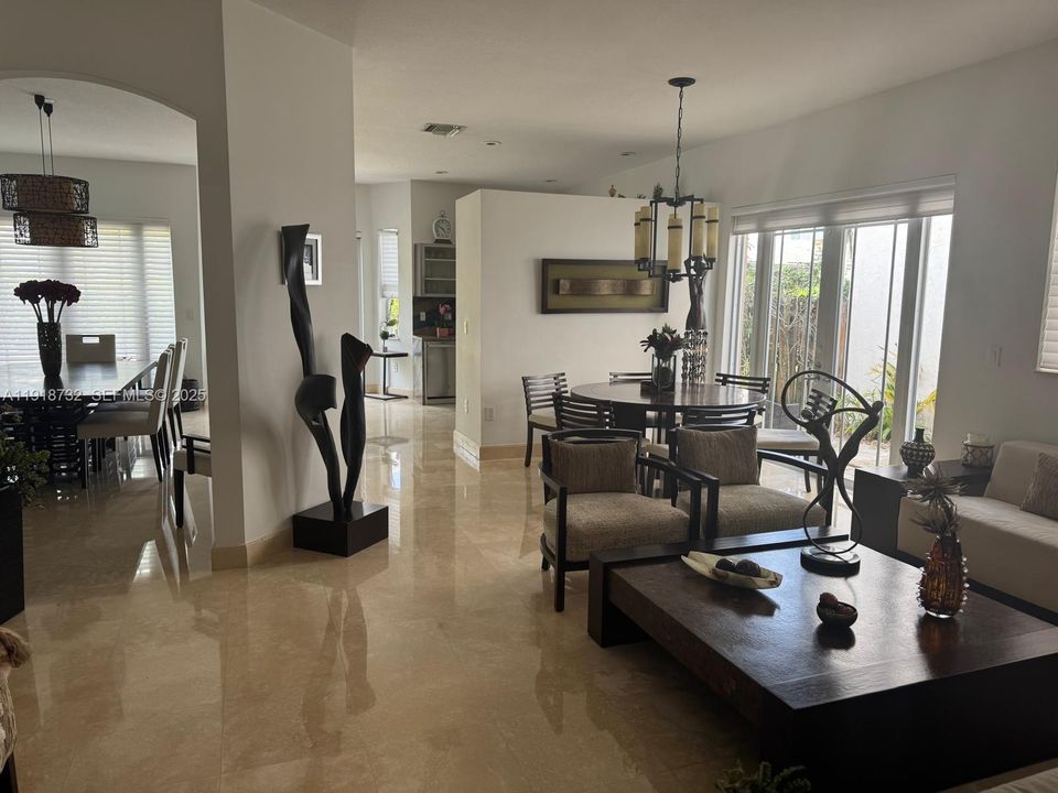 For Sale: $1,100,000 (4 beds, 2 baths, 2138 Square Feet)