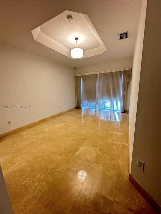 For Sale: $1,100,000 (4 beds, 2 baths, 2138 Square Feet)