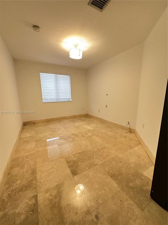 For Sale: $1,100,000 (4 beds, 2 baths, 2138 Square Feet)