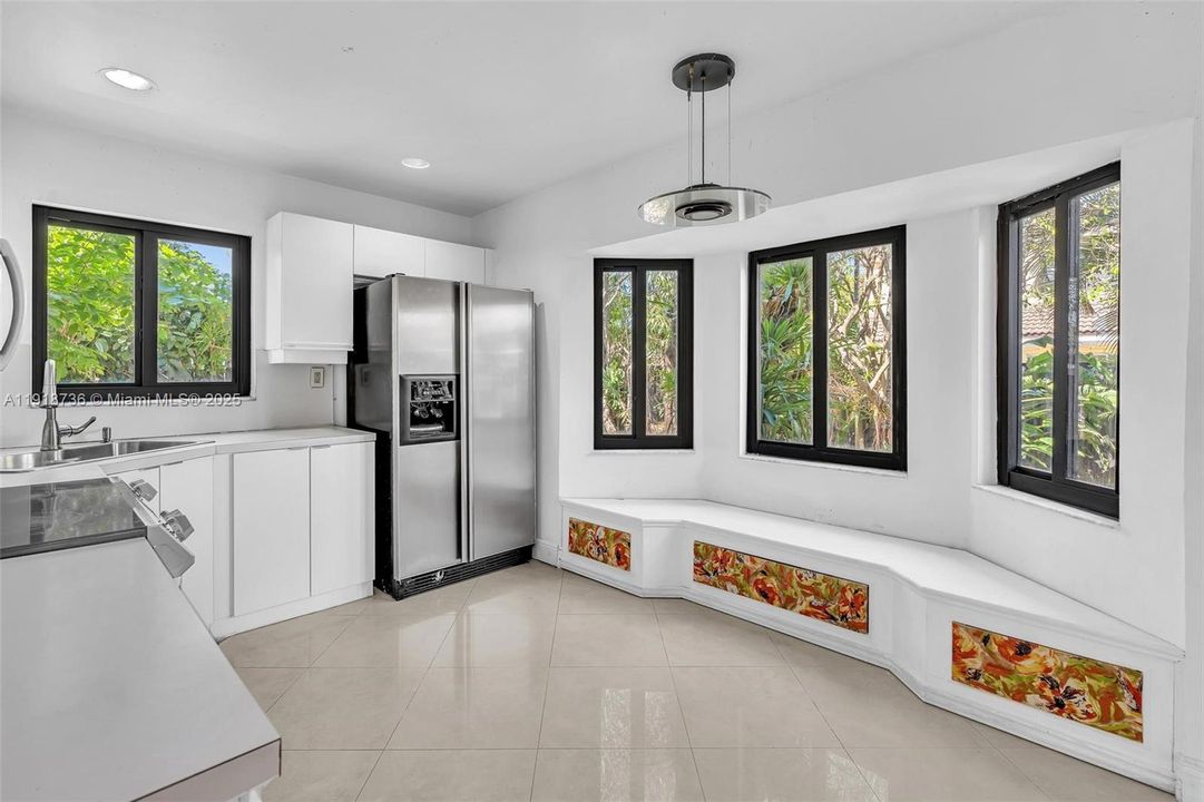 Active With Contract: $579,997 (4 beds, 2 baths, 2050 Square Feet)