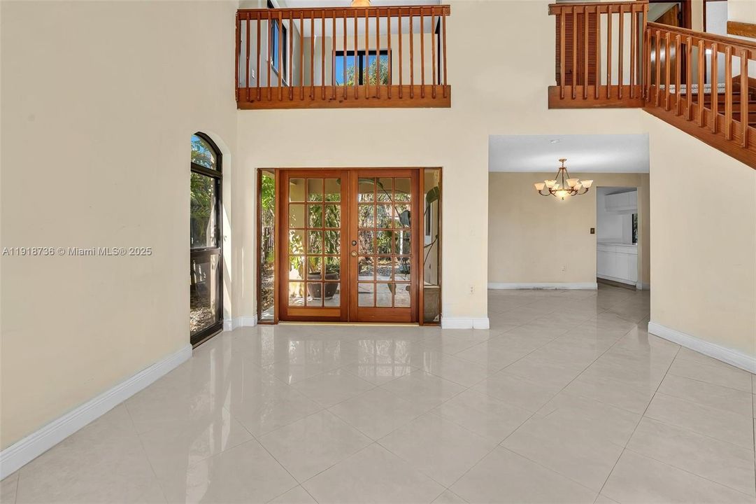 Active With Contract: $579,997 (4 beds, 2 baths, 2050 Square Feet)