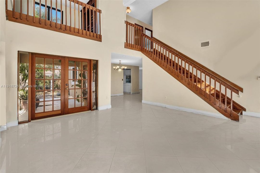 Active With Contract: $579,997 (4 beds, 2 baths, 2050 Square Feet)