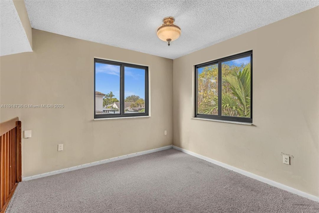 Active With Contract: $579,997 (4 beds, 2 baths, 2050 Square Feet)