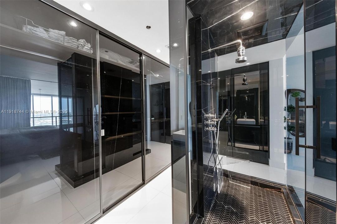 For Rent: $9,000 (2 beds, 2 baths, 1794 Square Feet)