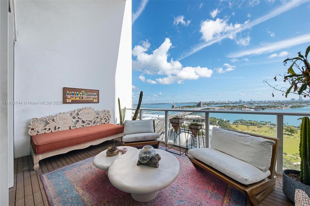 For Rent: $9,000 (2 beds, 2 baths, 1794 Square Feet)