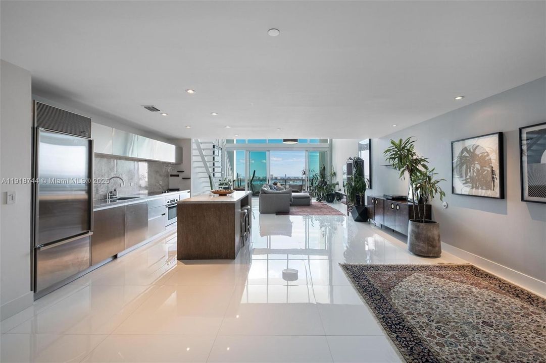 For Rent: $9,000 (2 beds, 2 baths, 1794 Square Feet)