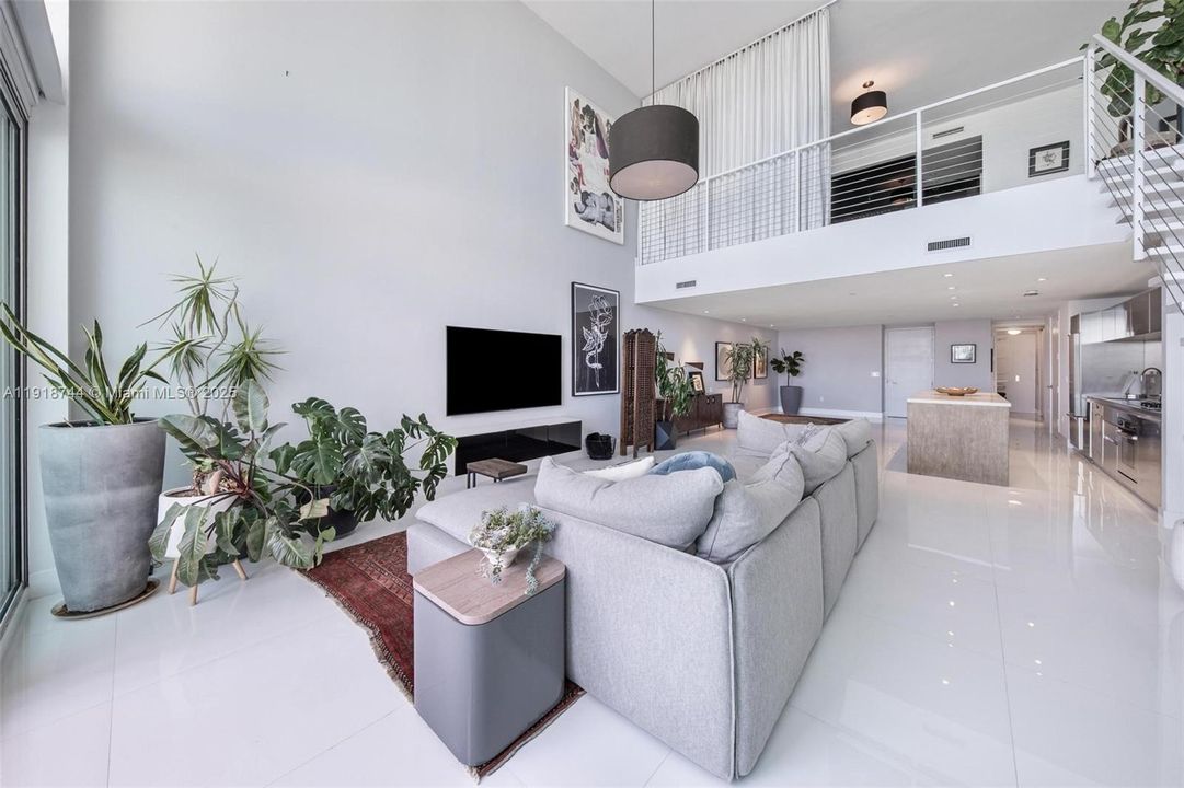 For Rent: $9,000 (2 beds, 2 baths, 1794 Square Feet)