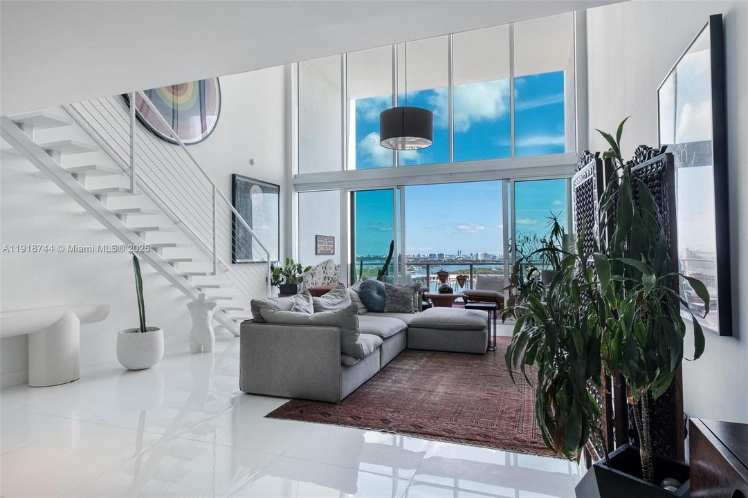 For Rent: $9,000 (2 beds, 2 baths, 1794 Square Feet)