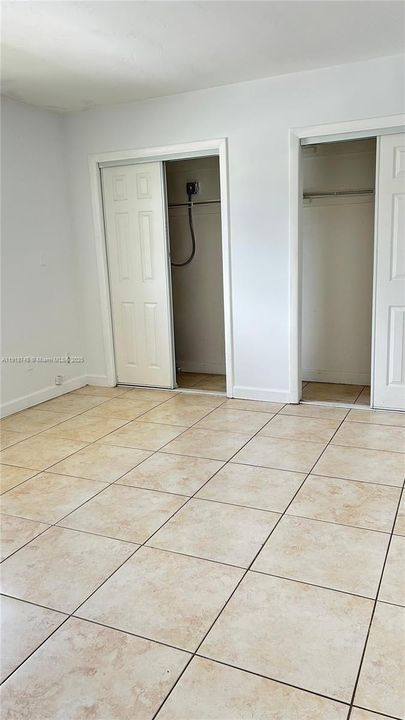 For Rent: $1,850 (2 beds, 1 baths, 642 Square Feet)