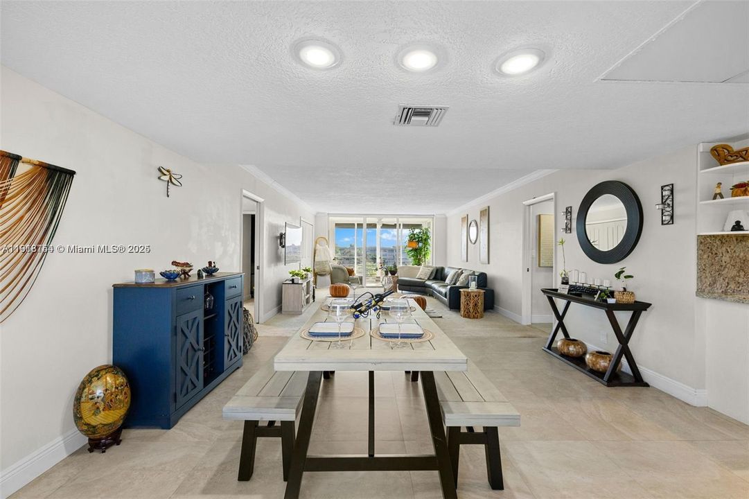 待售: $300,000 (3 贝兹, 2 浴室, 1500 平方英尺)