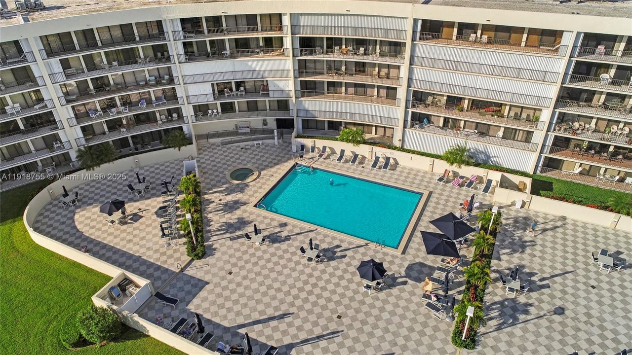 En Venta: $559,000 (2 camas, 2 baños, 0 Pies cuadrados)