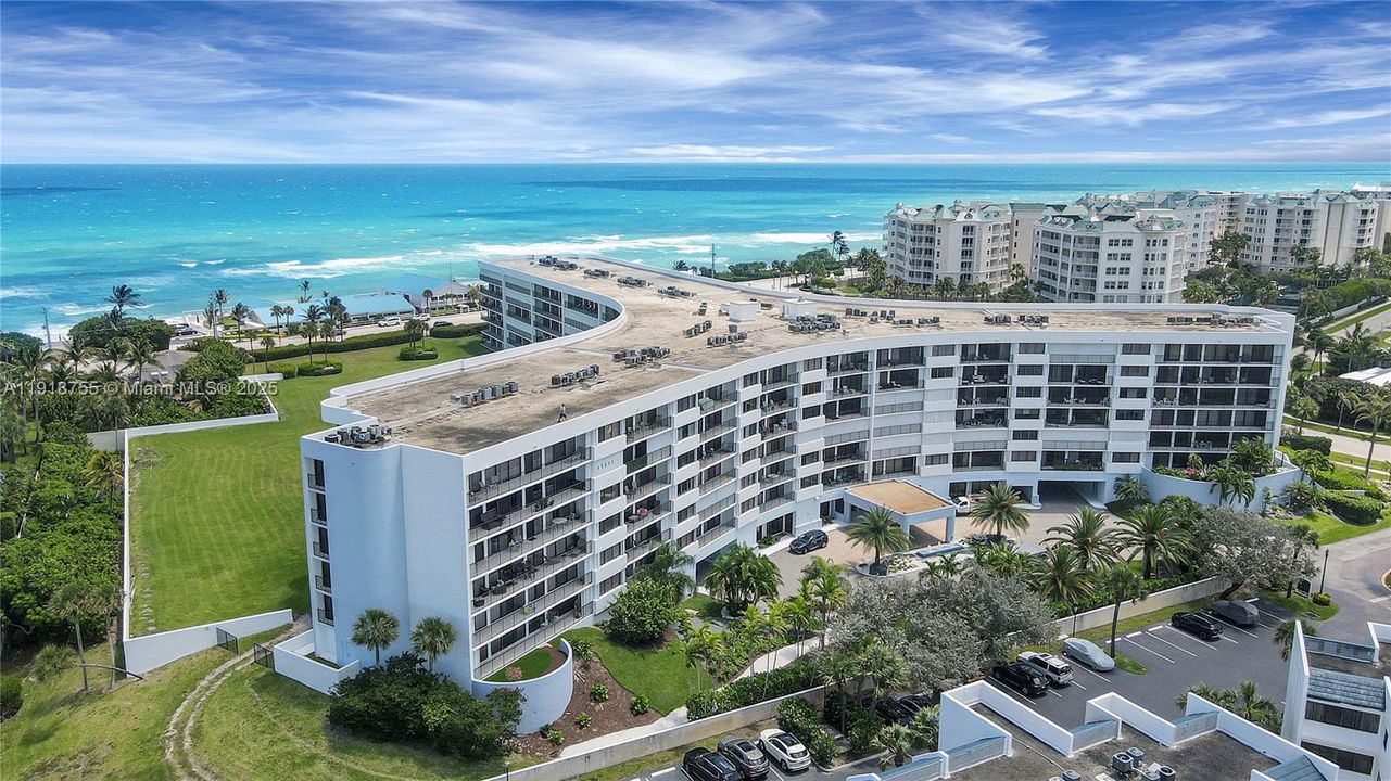 En Venta: $559,000 (2 camas, 2 baños, 0 Pies cuadrados)