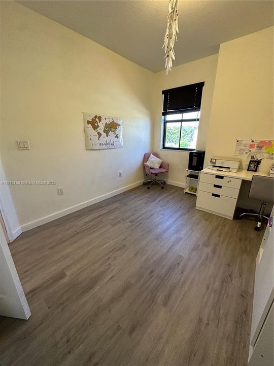 En Venta: $399,000 (3 camas, 2 baños, 1740 Pies cuadrados)