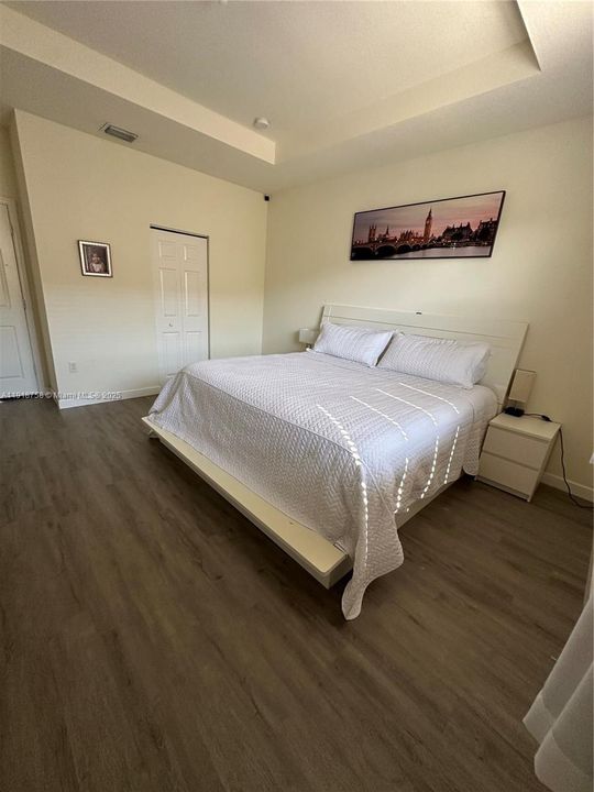 En Venta: $399,000 (3 camas, 2 baños, 1740 Pies cuadrados)