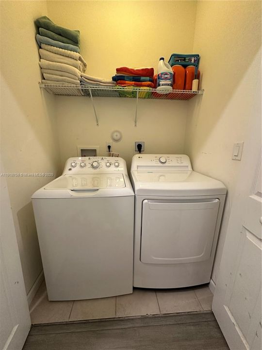 En Venta: $399,000 (3 camas, 2 baños, 1740 Pies cuadrados)