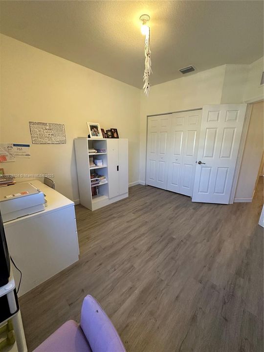 En Venta: $399,000 (3 camas, 2 baños, 1740 Pies cuadrados)