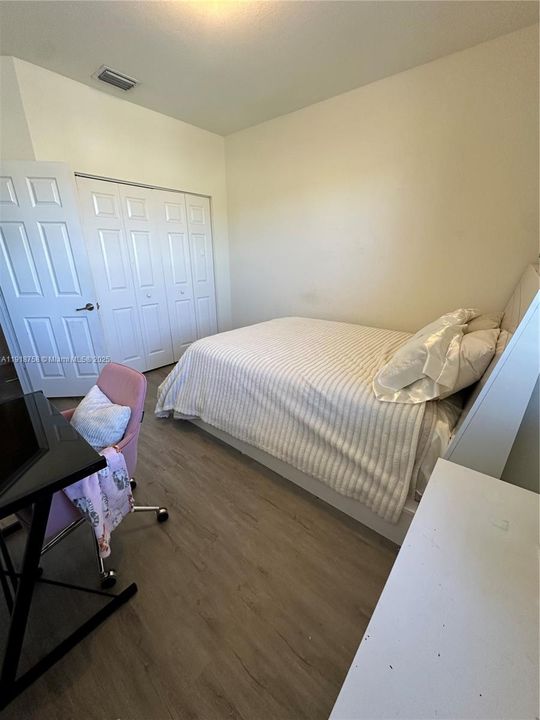 En Venta: $399,000 (3 camas, 2 baños, 1740 Pies cuadrados)