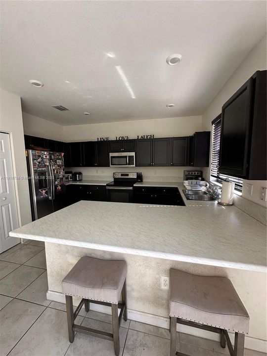 En Venta: $399,000 (3 camas, 2 baños, 1740 Pies cuadrados)