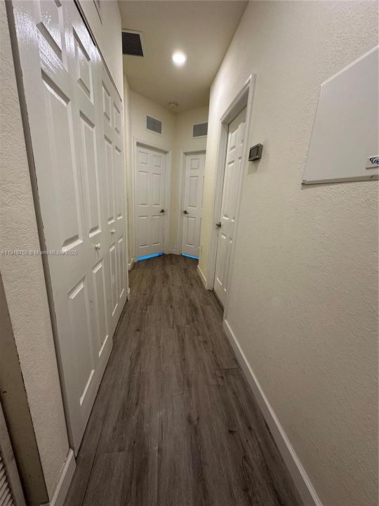 En Venta: $399,000 (3 camas, 2 baños, 1740 Pies cuadrados)