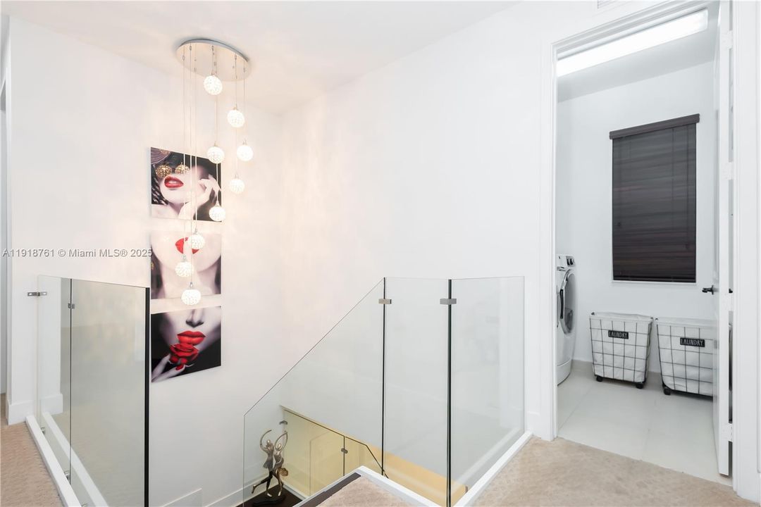 En Renta: $4,300 (3 camas, 2 baños, 2291 Pies cuadrados)