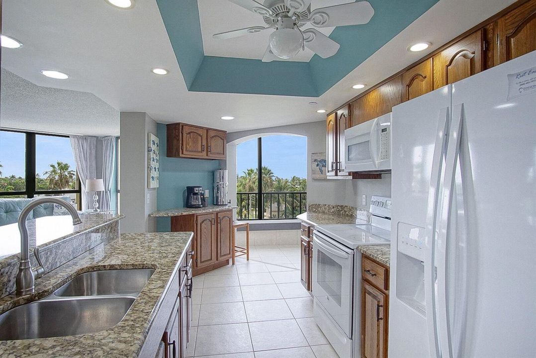KITCHEN..
