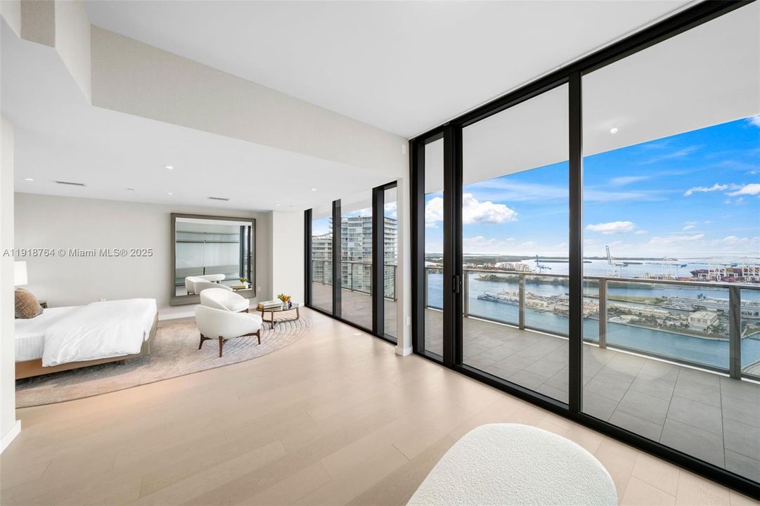 For Sale: $16,000,000 (4 beds, 4 baths, 5014 Square Feet)