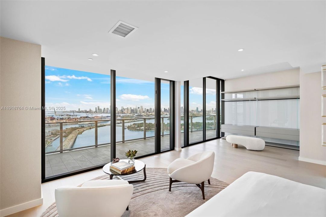 For Sale: $16,000,000 (4 beds, 4 baths, 5014 Square Feet)