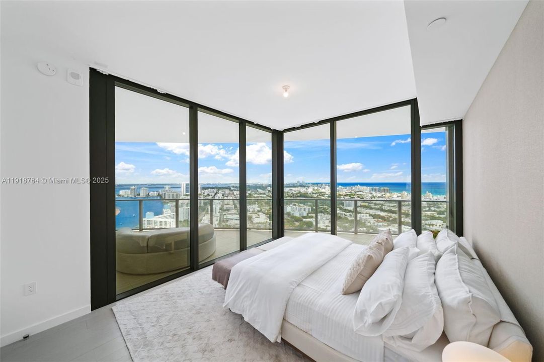 For Sale: $16,000,000 (4 beds, 4 baths, 5014 Square Feet)