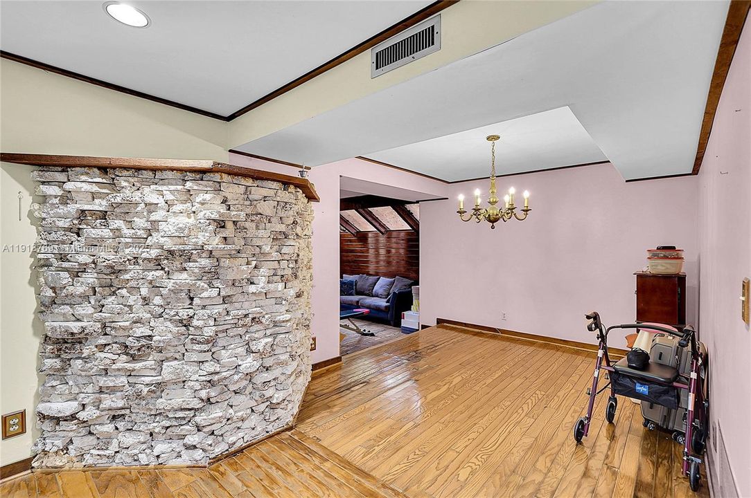 En Venta: $1,299,000 (4 camas, 3 baños, 4743 Pies cuadrados)