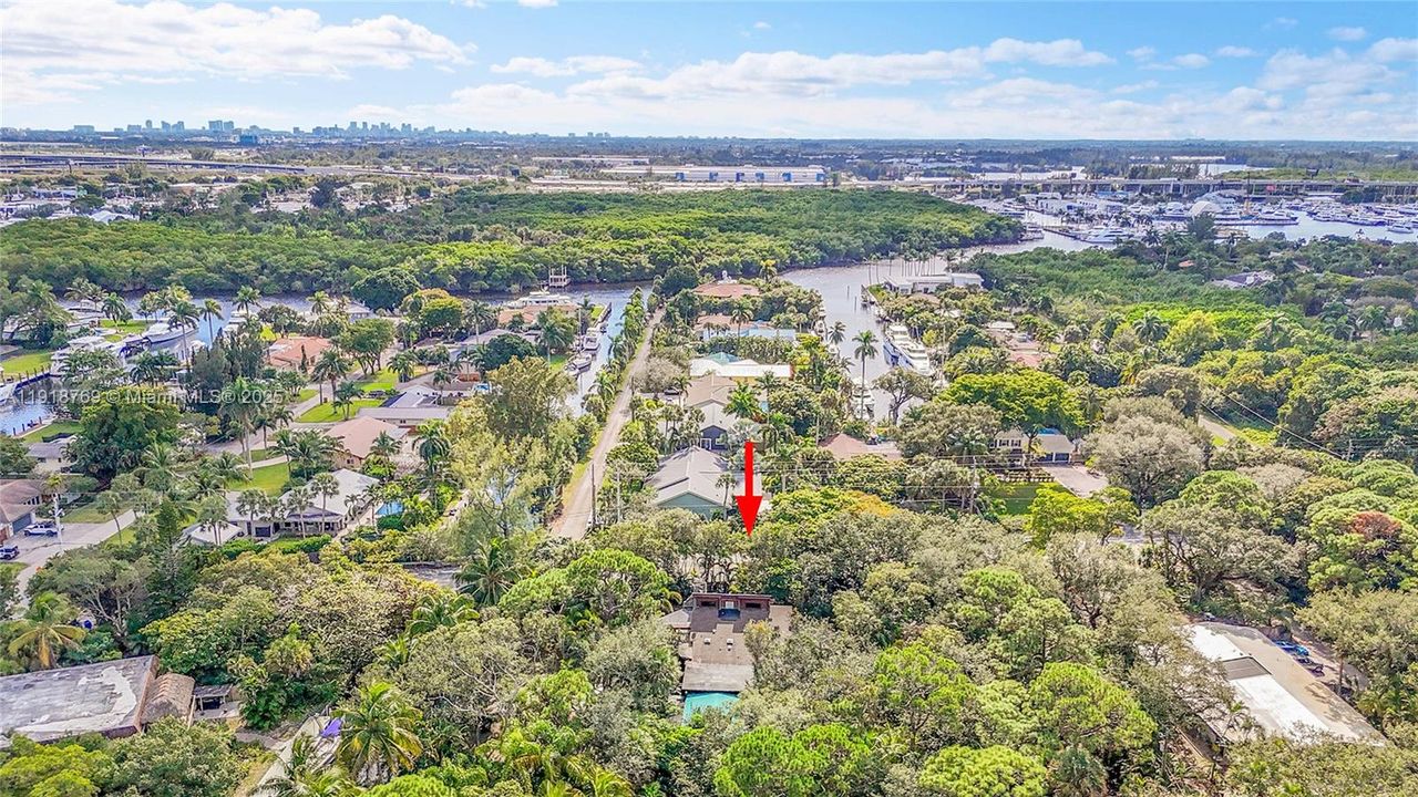 En Venta: $1,299,000 (4 camas, 3 baños, 4743 Pies cuadrados)