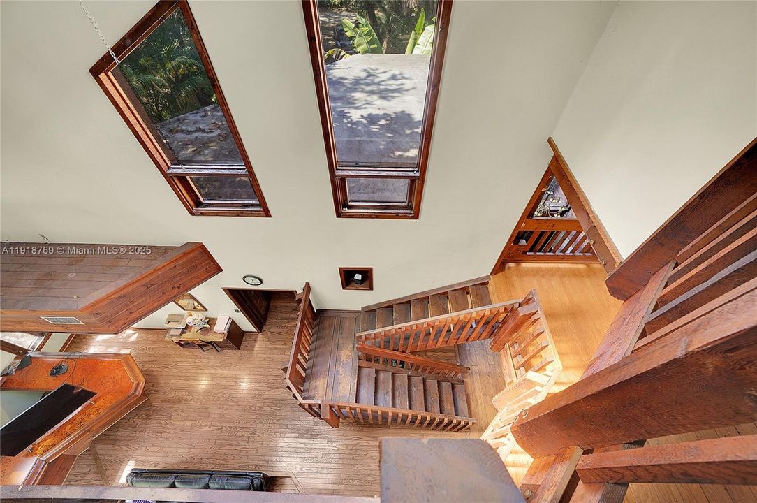 En Venta: $1,299,000 (4 camas, 3 baños, 4743 Pies cuadrados)