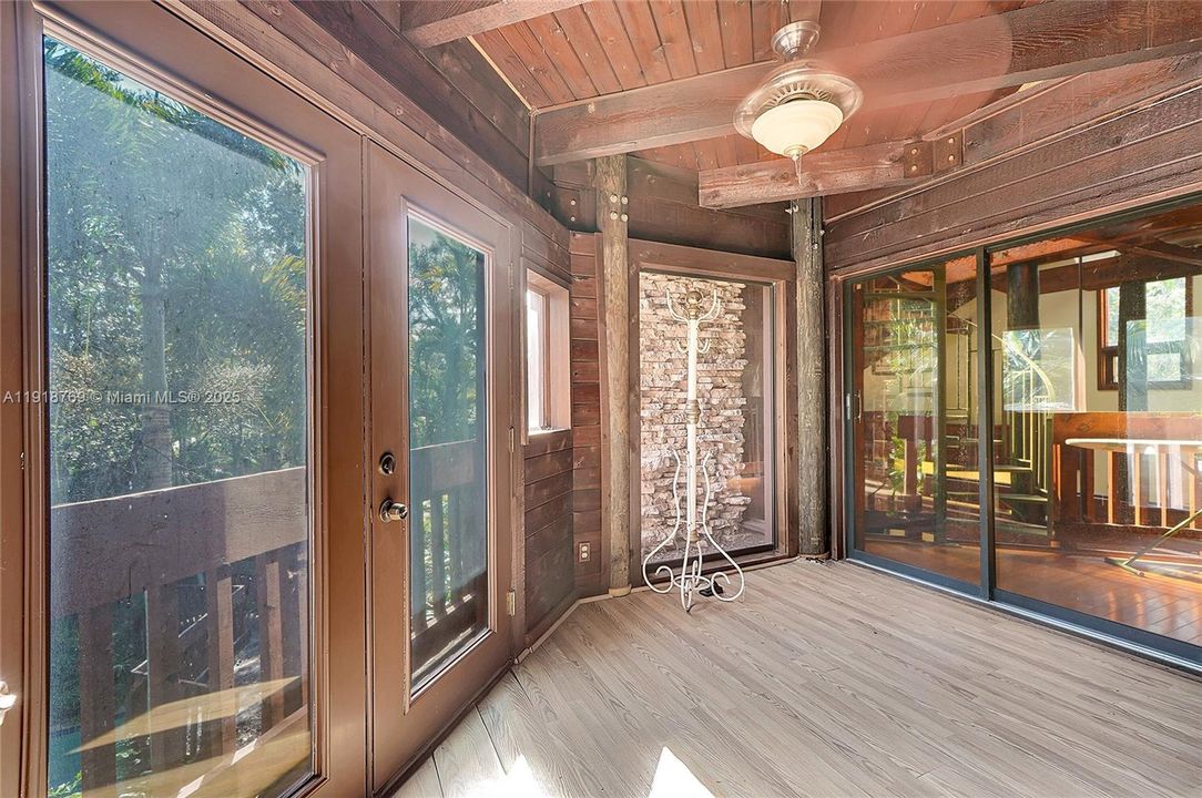 En Venta: $1,299,000 (4 camas, 3 baños, 4743 Pies cuadrados)