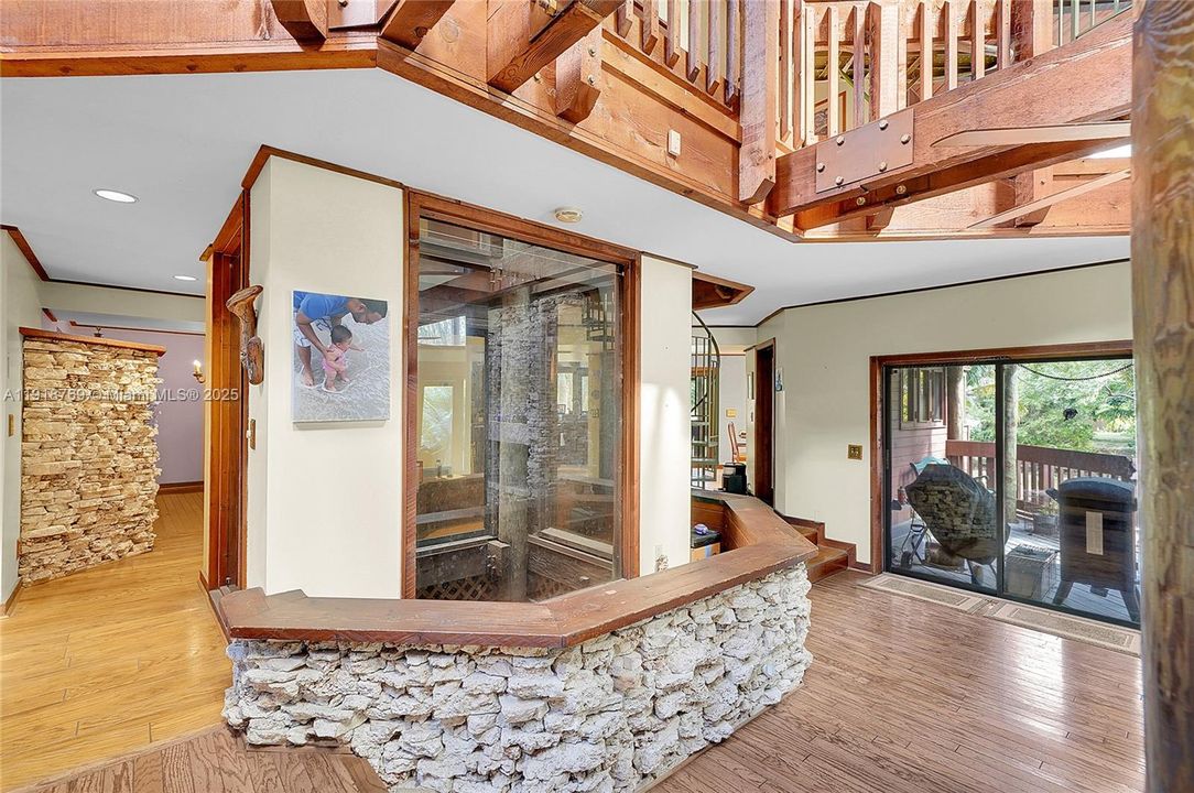 En Venta: $1,299,000 (4 camas, 3 baños, 4743 Pies cuadrados)