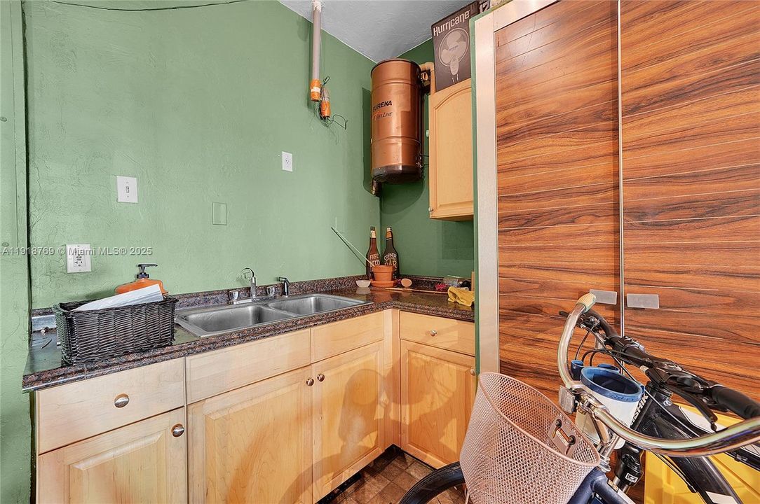 En Venta: $1,299,000 (4 camas, 3 baños, 4743 Pies cuadrados)