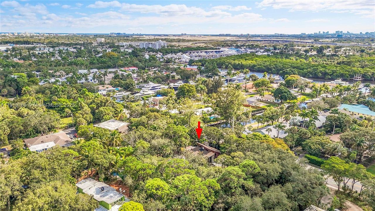 En Venta: $1,299,000 (4 camas, 3 baños, 4743 Pies cuadrados)