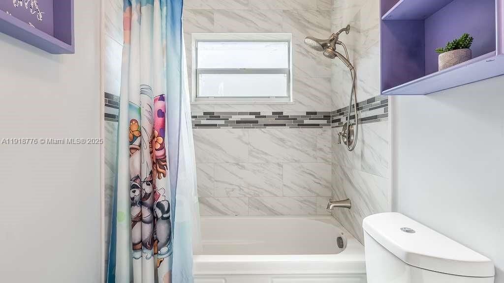 待售: $700,000 (3 贝兹, 2 浴室, 1658 平方英尺)