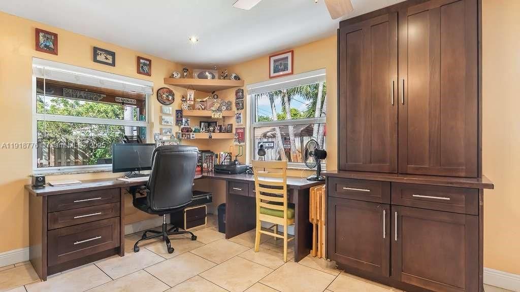 待售: $700,000 (3 贝兹, 2 浴室, 1658 平方英尺)