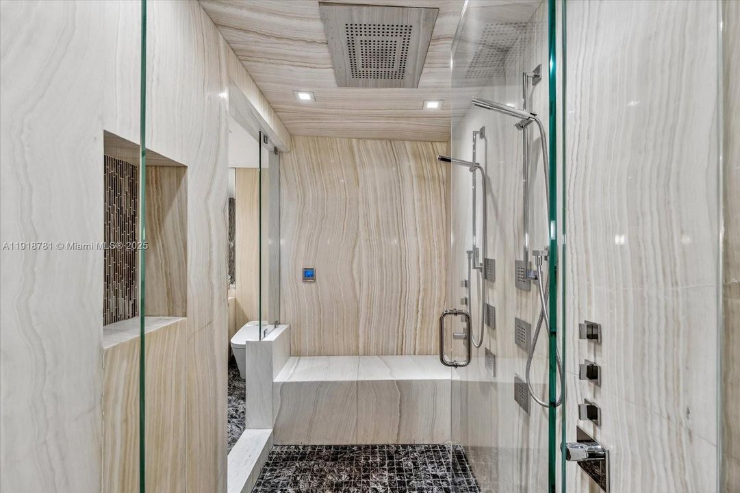 For Sale: $7,250,000 (3 beds, 6 baths, 4609 Square Feet)