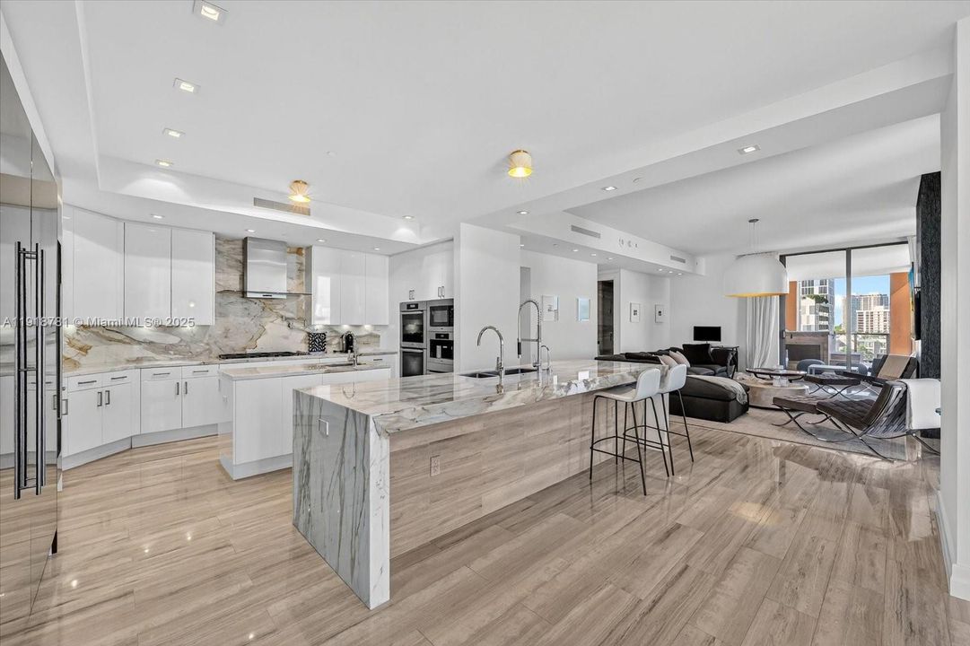 For Sale: $7,250,000 (3 beds, 6 baths, 4609 Square Feet)