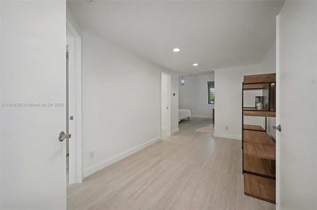 For Sale: $1,100,000 (3 beds, 2 baths, 2310 Square Feet)