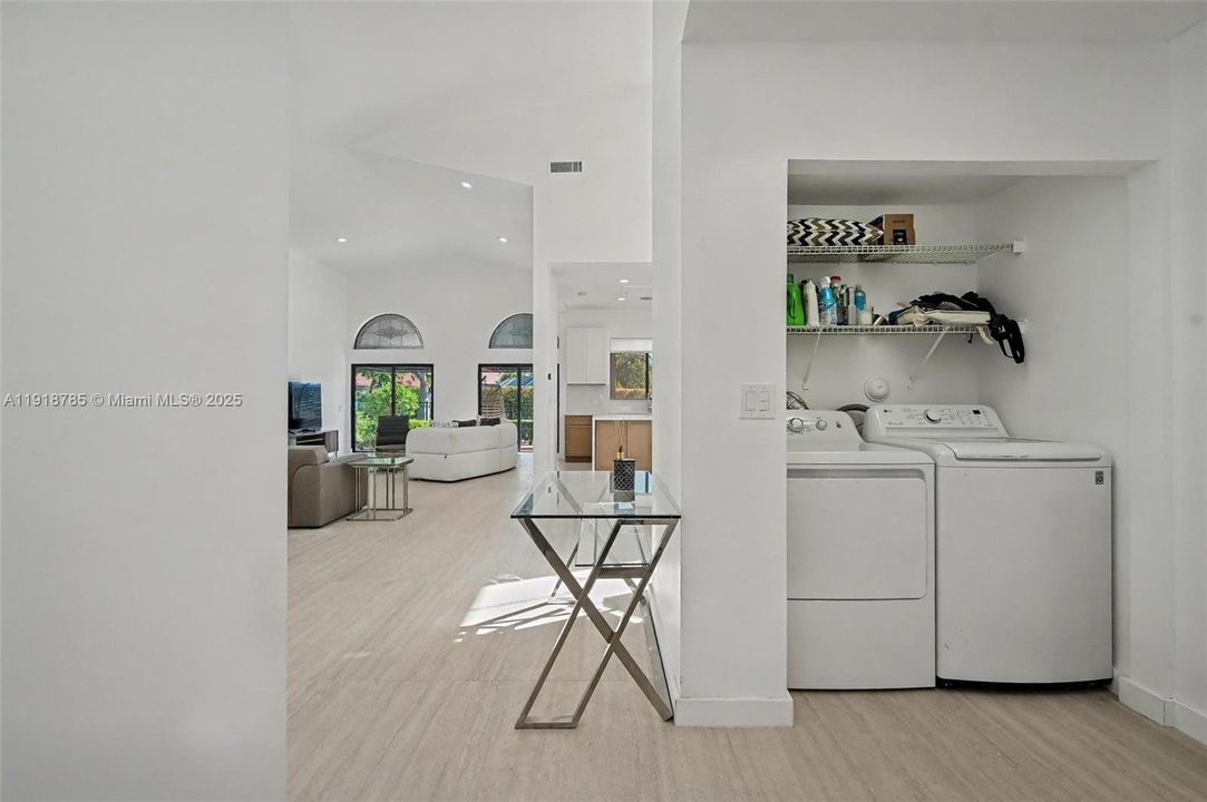 For Sale: $1,100,000 (3 beds, 2 baths, 2310 Square Feet)