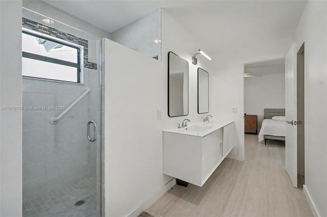 For Sale: $1,100,000 (3 beds, 2 baths, 2310 Square Feet)