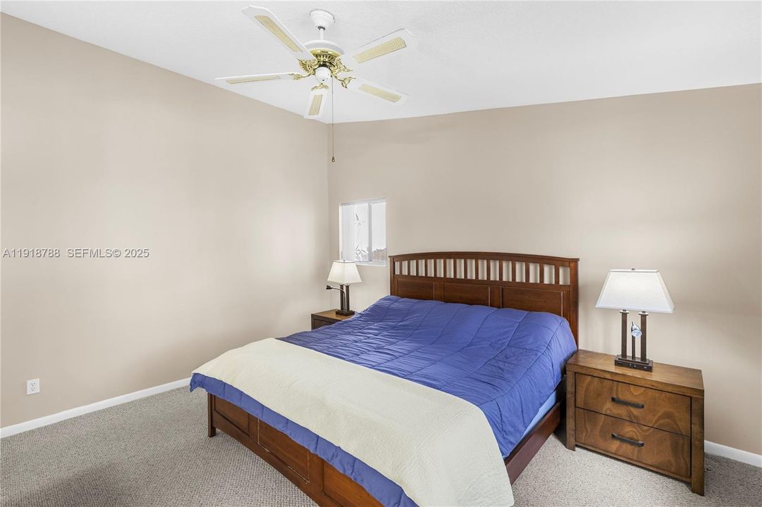 For Sale: $585,000 (3 beds, 2 baths, 1595 Square Feet)