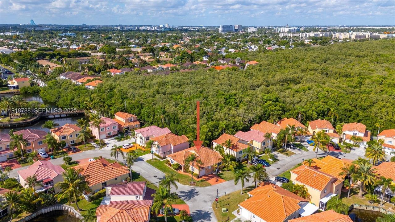 For Sale: $585,000 (3 beds, 2 baths, 1595 Square Feet)