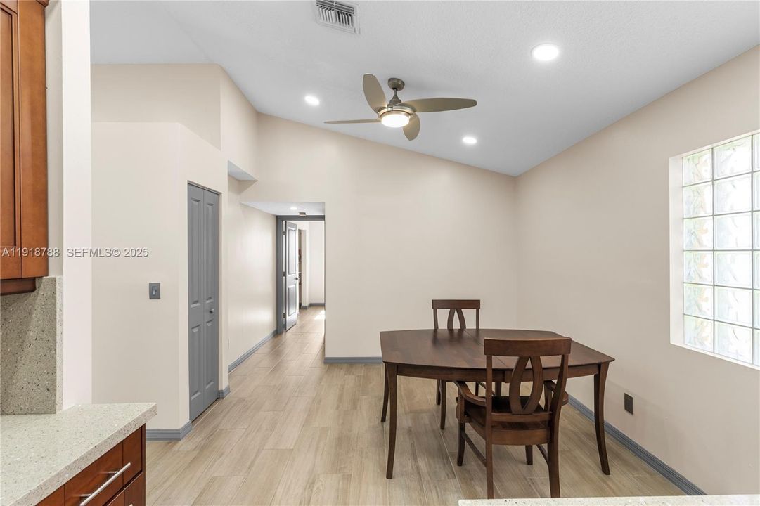 For Sale: $585,000 (3 beds, 2 baths, 1595 Square Feet)