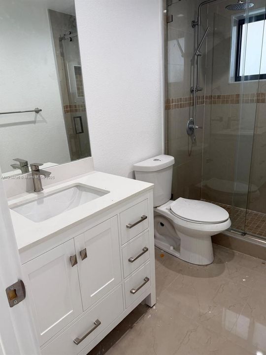 Active With Contract: $3,200 (3 beds, 1 baths, 2830 Square Feet)