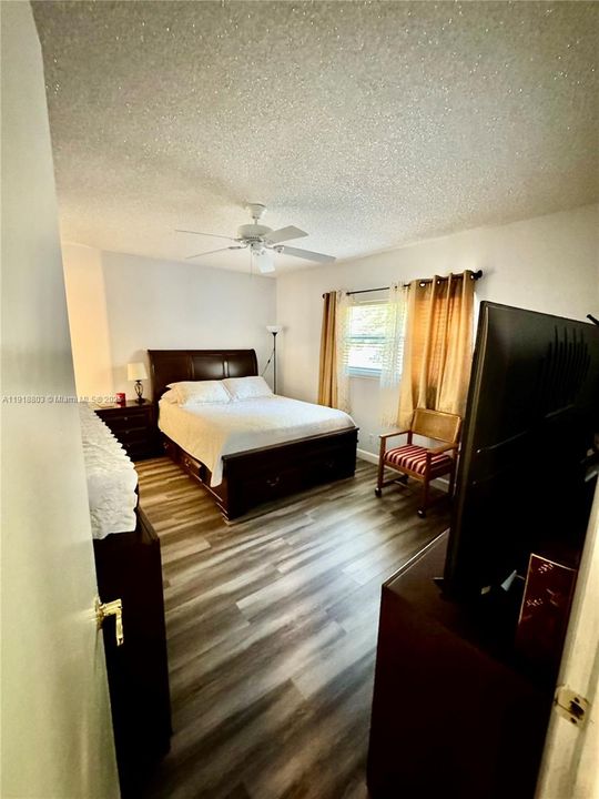 En Venta: $150,000 (2 camas, 2 baños, 990 Pies cuadrados)