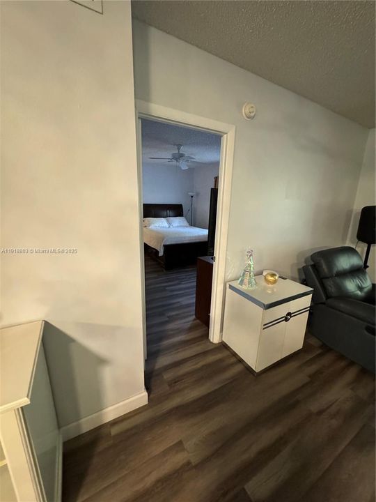 En Venta: $150,000 (2 camas, 2 baños, 990 Pies cuadrados)