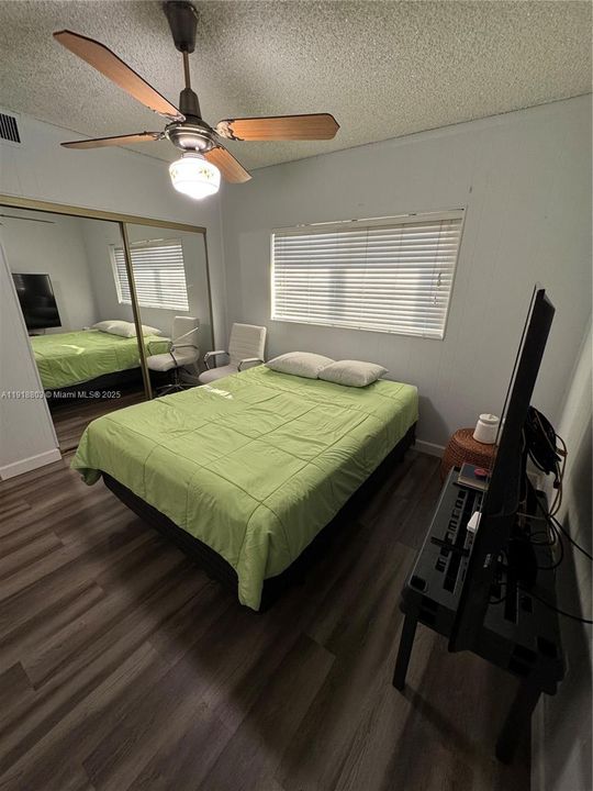 En Venta: $150,000 (2 camas, 2 baños, 990 Pies cuadrados)