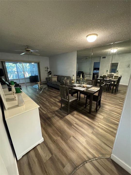 En Venta: $150,000 (2 camas, 2 baños, 990 Pies cuadrados)